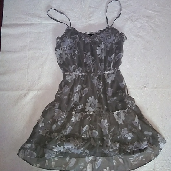 American Eagle Shades of Gray Moody Floral Dress - Picture 2 of 8